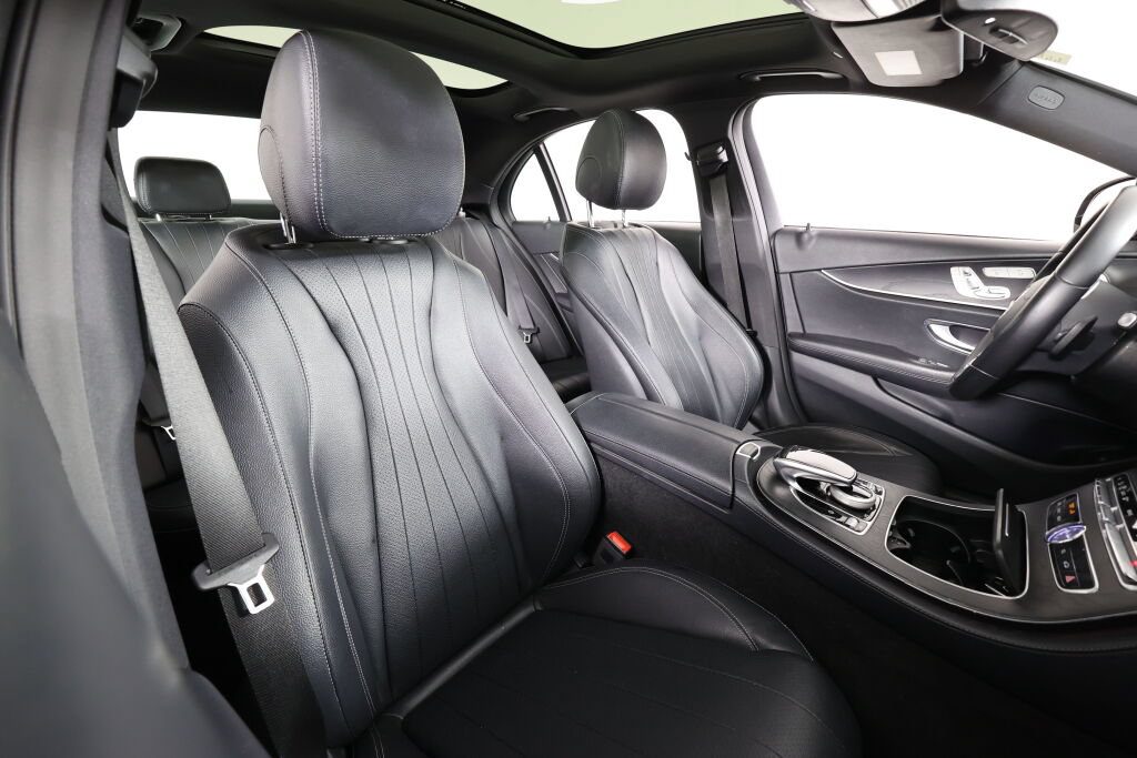 Used 2019 Mercedes-Benz E 300 4MATIC image 26