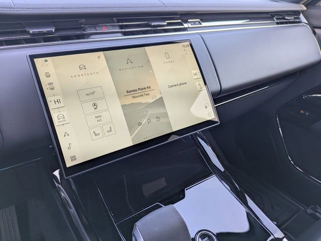 New 2026 Land Rover Range Rover Sport SE image 11