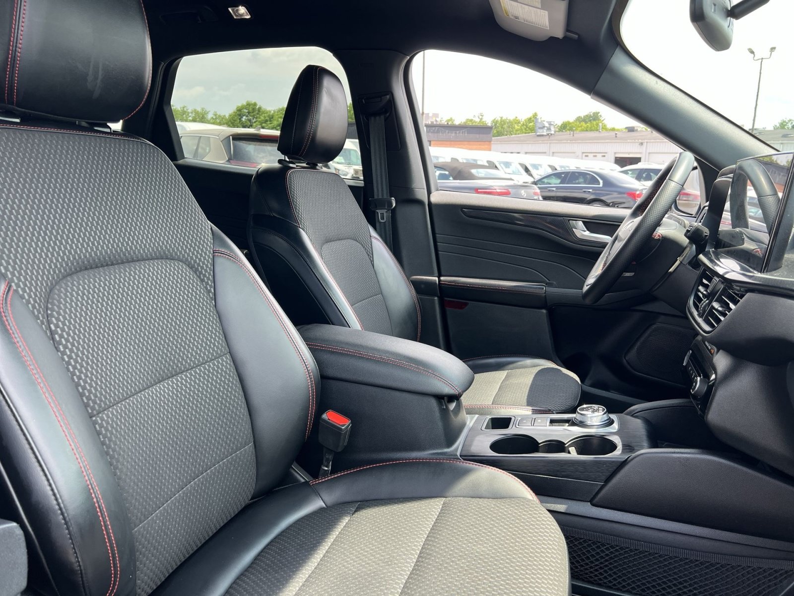 Certified 2023 Ford Escape ST-Line Elite AWD/4WD image 26