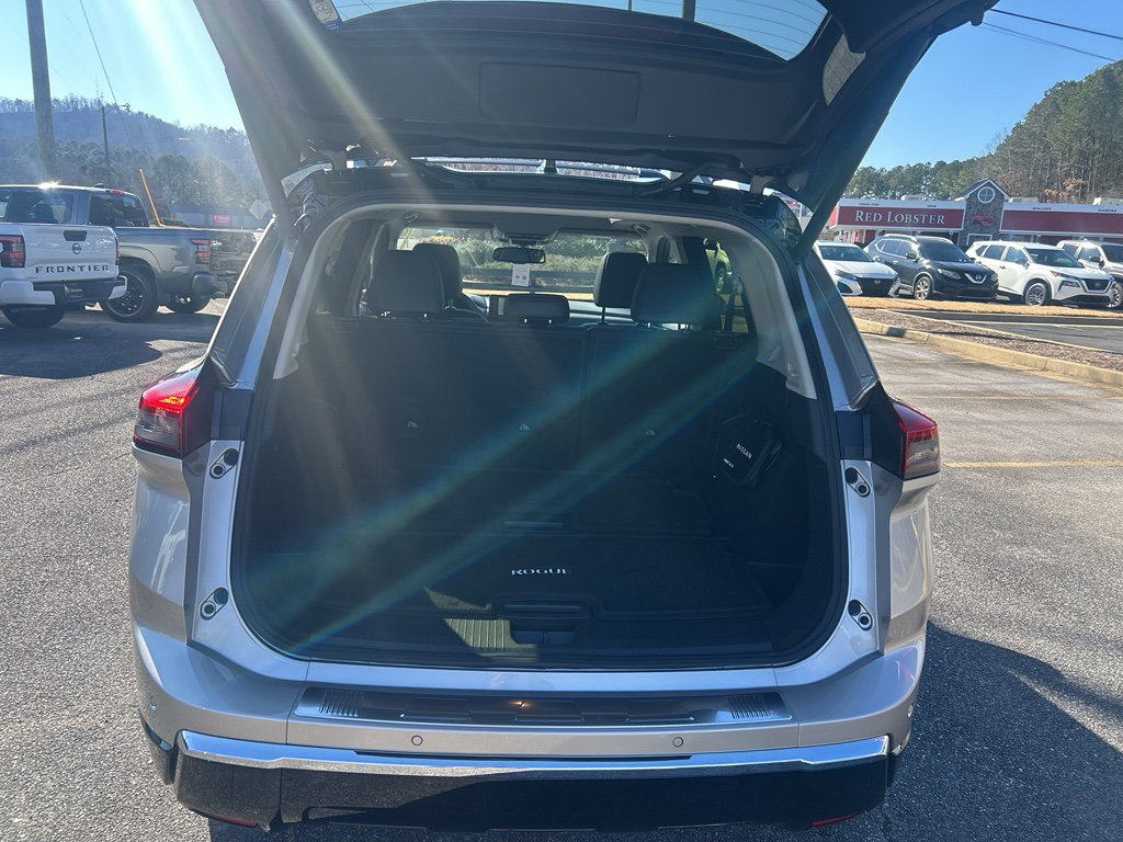 New 2026 Nissan Rogue Platinum image 11