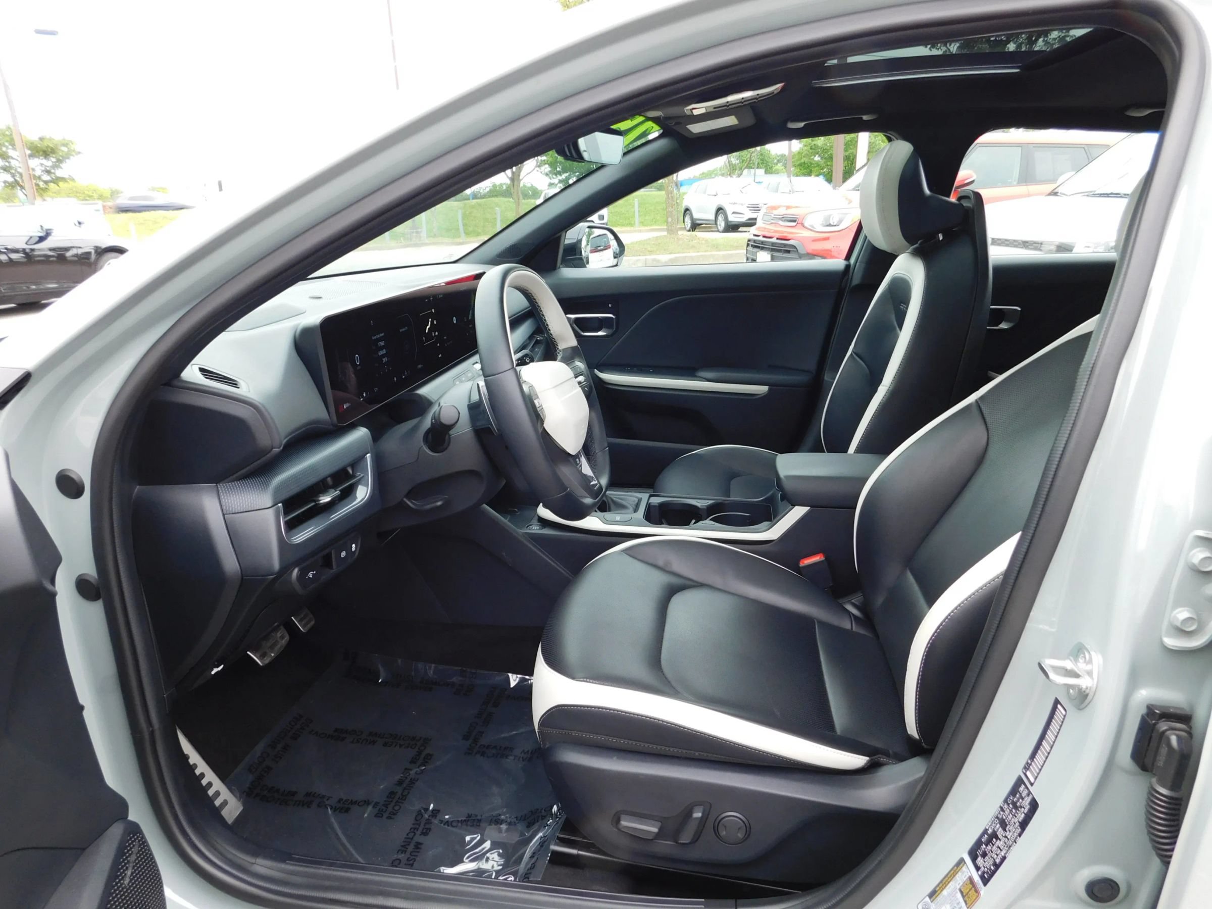 Used 2025 Kia K4 GT-Line Turbo FWD image 15