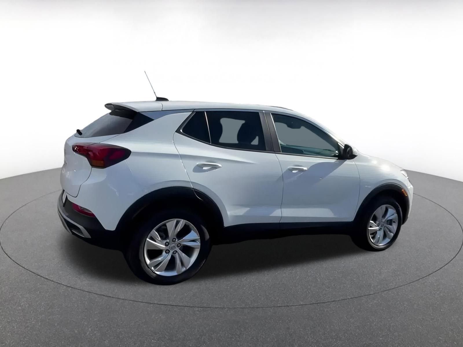 Used 2025 Buick Encore GX Preferred image 15