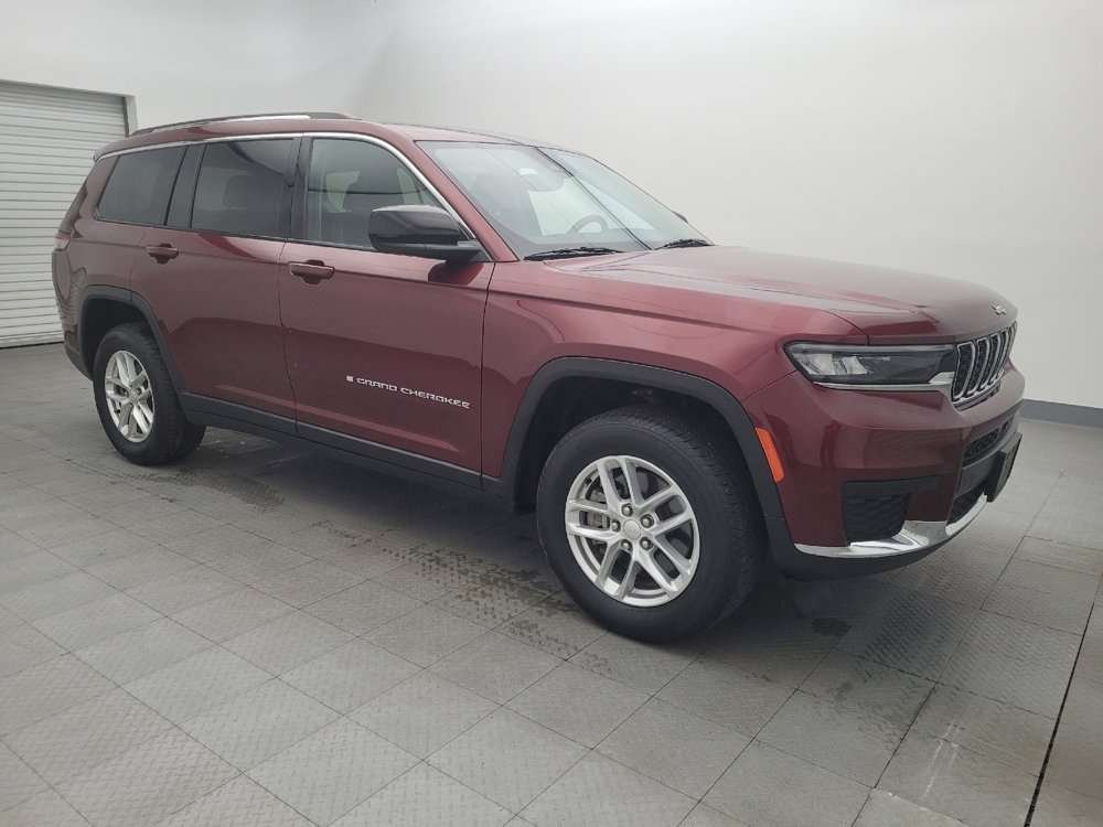 Used 2023 Jeep Grand Cherokee L Laredo image 11
