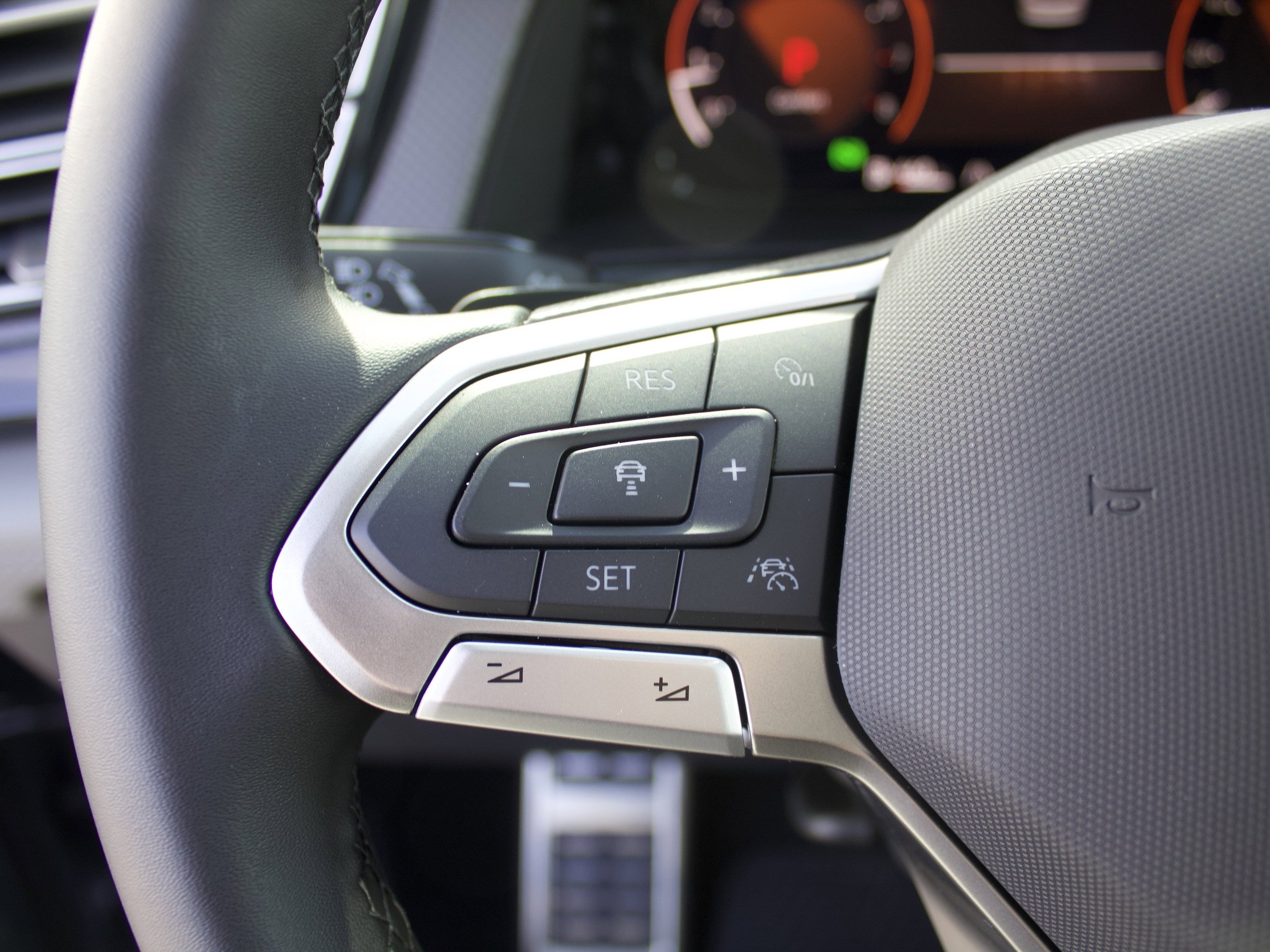 New 2026 Volkswagen Atlas Peak Edition AWD/4WD image 17