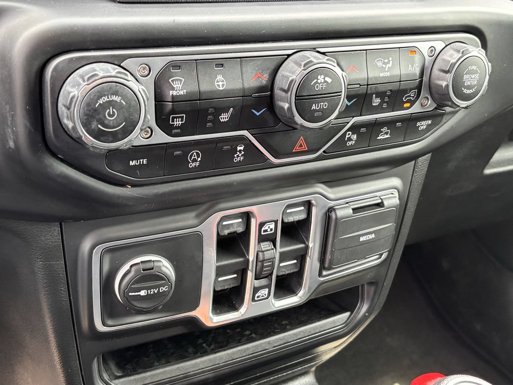 Used 2021 Jeep Gladiator Sport AWD/4WD image 17