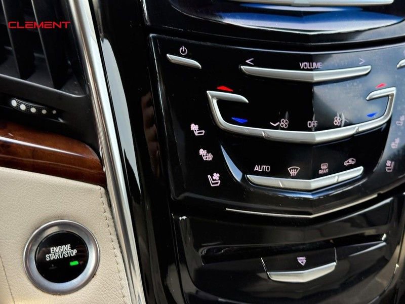Used 2015 Cadillac Escalade Luxury image 29