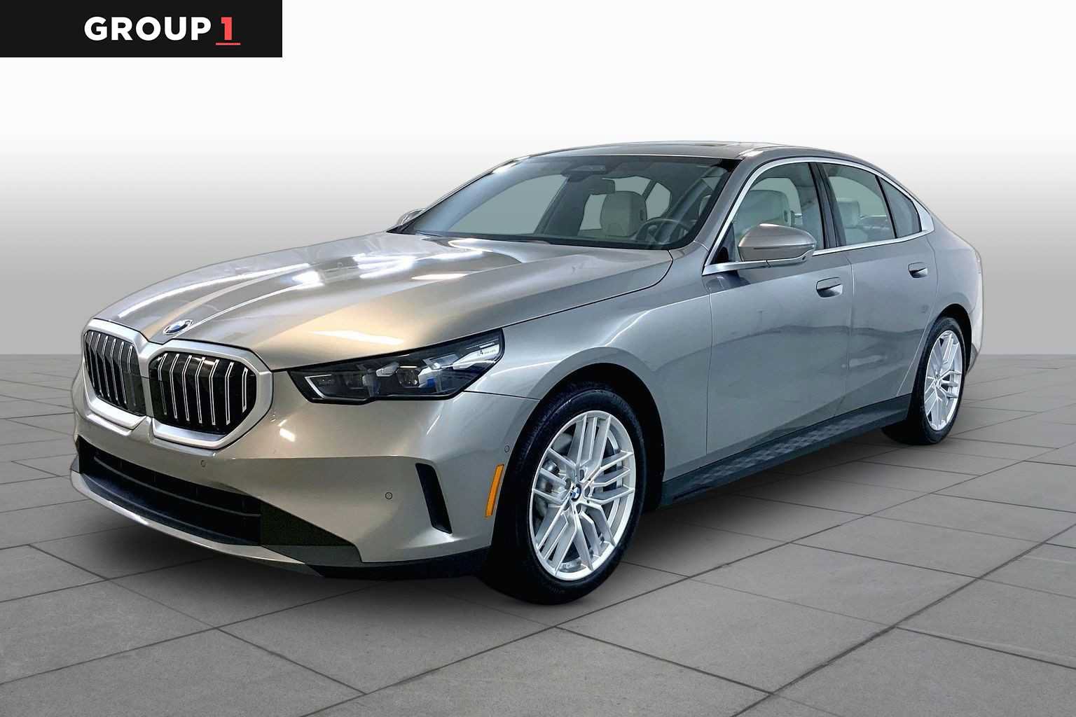 Certified 2024 BMW 530i xDrive w/ Premium Package AWD/4WD image 1