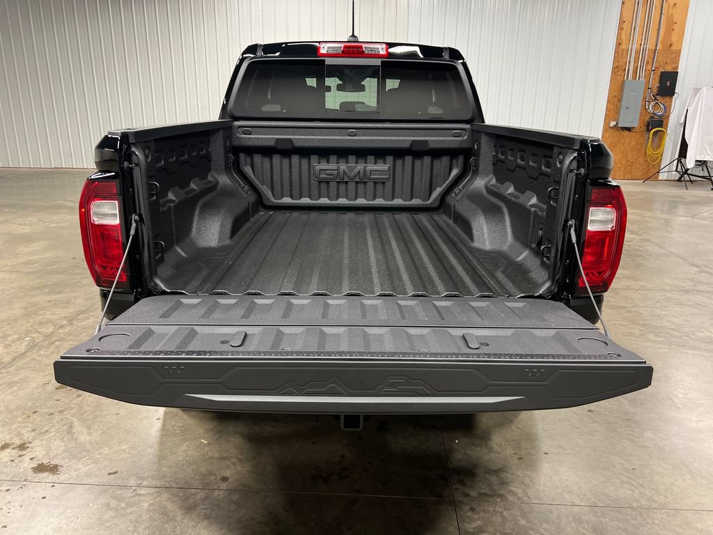 New 2026 GMC Canyon Denali w/ LPO, Denali Black Edition AWD/4WD image 12