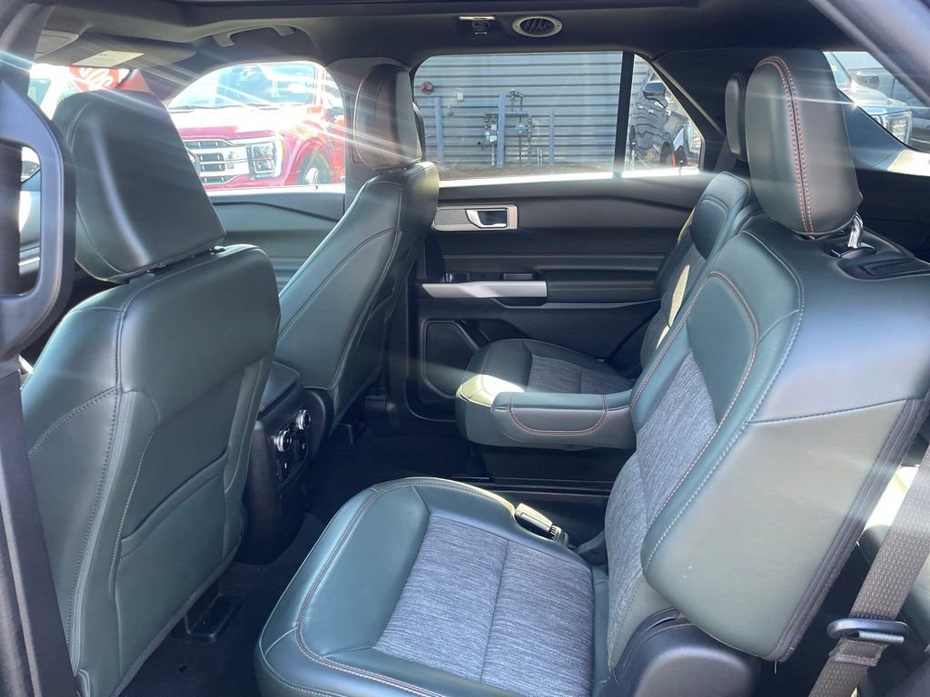 Used 2024 Ford Explorer Timberline w/ Timberline Technology Package AWD/4WD image 11