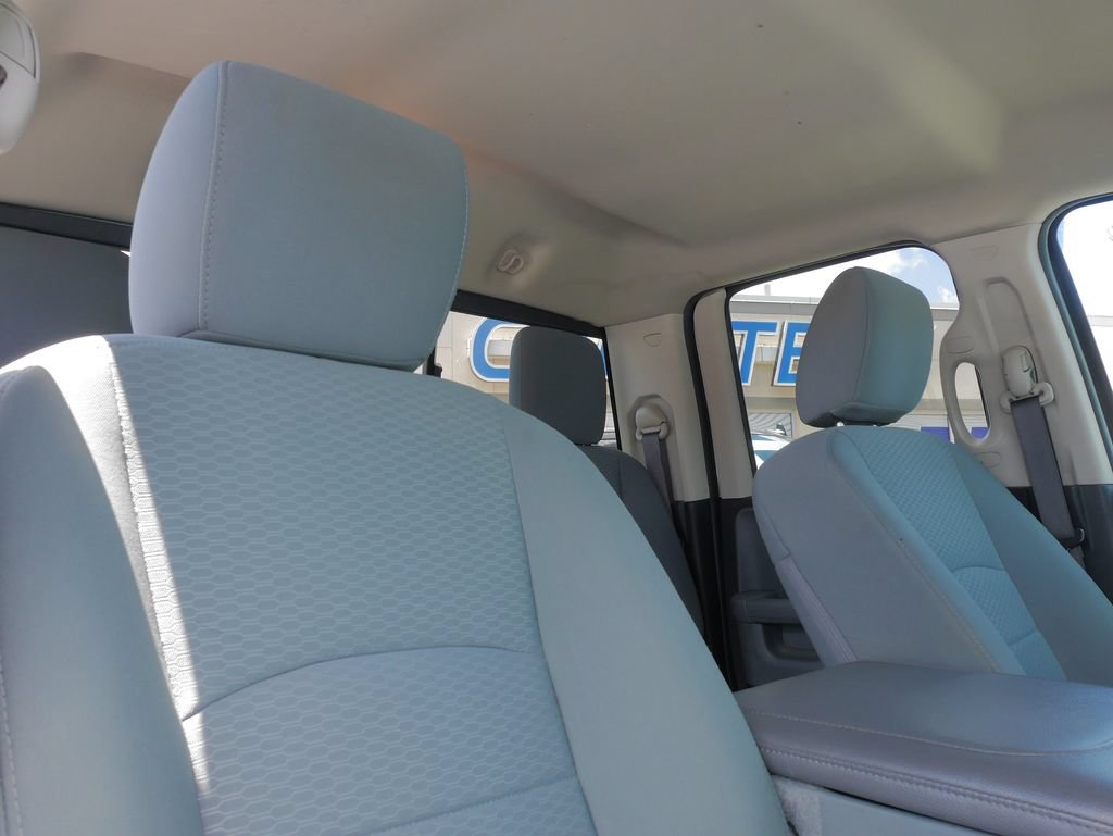 Used 2019 RAM 1500 Classic SLT w/ Protection Group AWD/4WD image 14