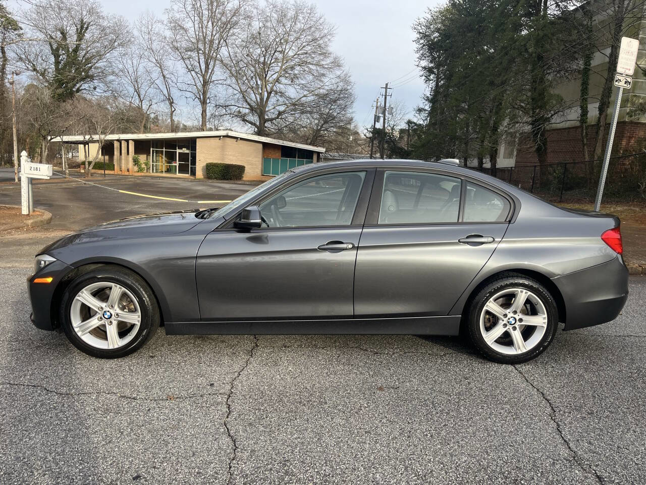 Used 2012 BMW 328i Sedan image 4