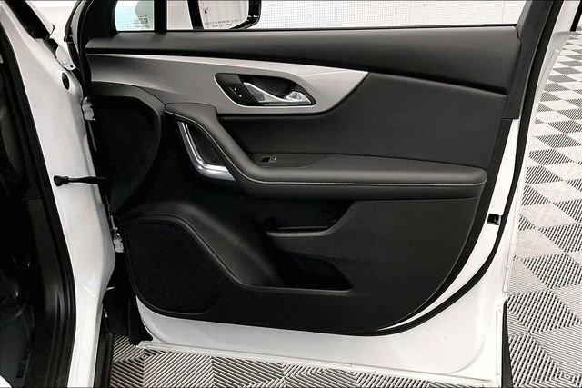 Used 2025 Chevrolet Blazer LT image 18