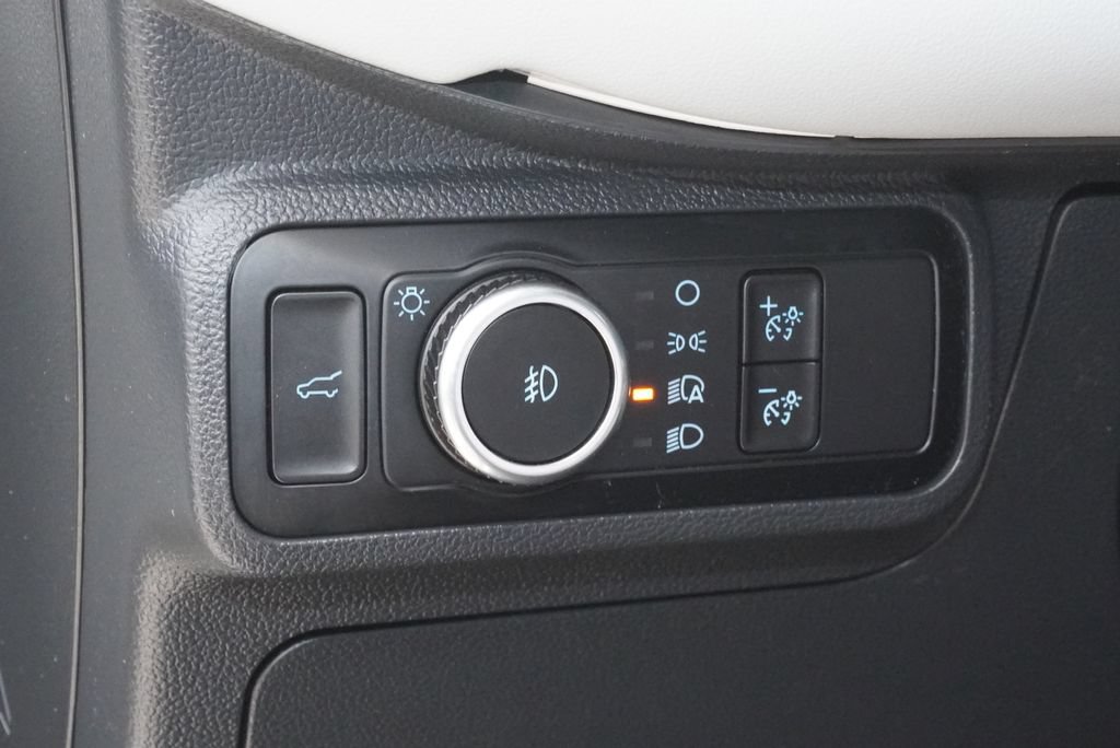 Used 2025 Ford Explorer Platinum w/ Ultimate Package RWD image 25
