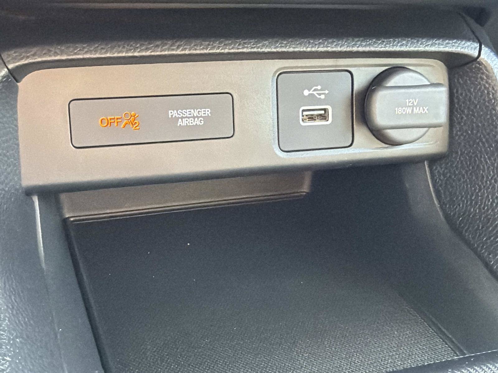 Used 2024 Honda Civic EX-L image 30