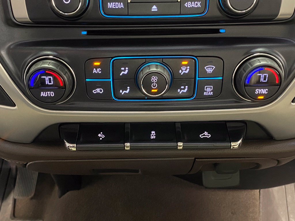 Used 2019 GMC Sierra 2500 SLT w/ LPO, Protection Package AWD/4WD image 21