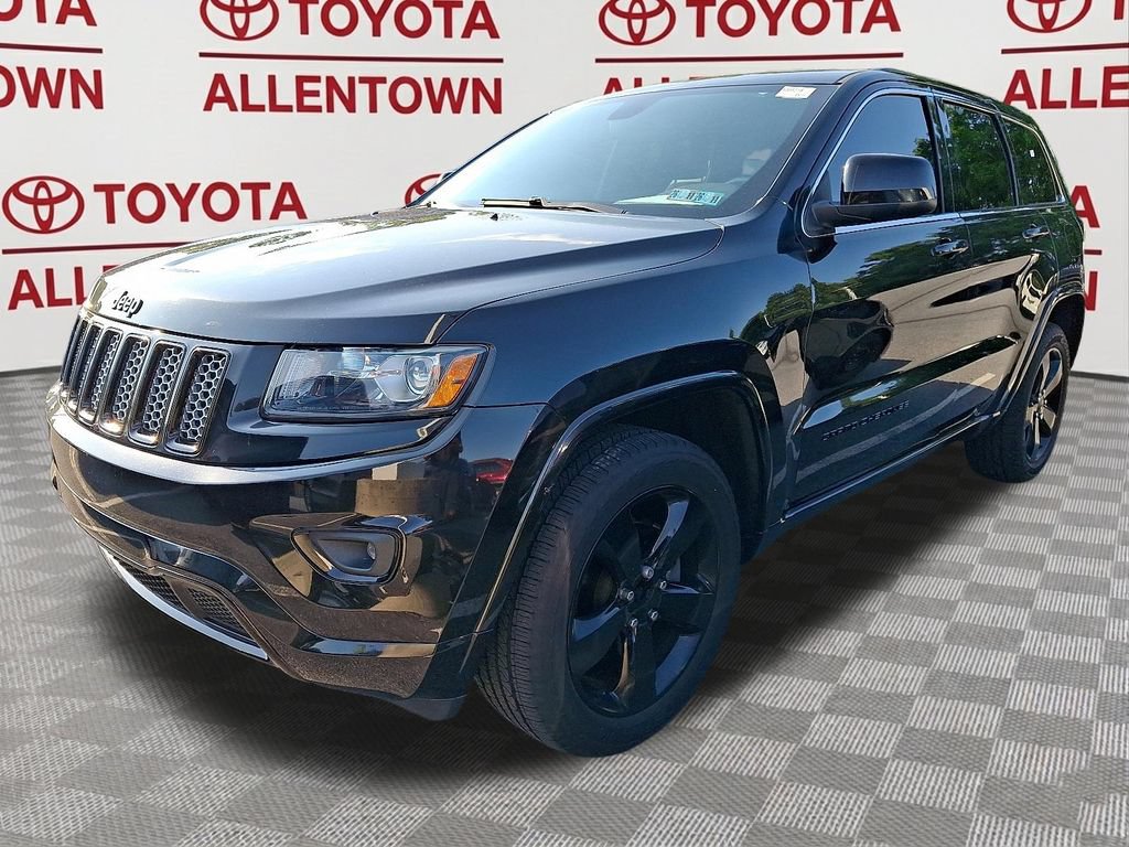 Used 2015 Jeep Grand Cherokee Altitude AWD/4WD image 3