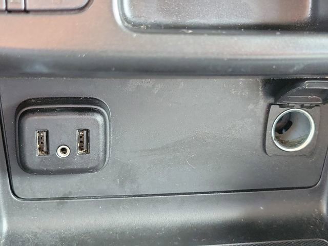 Used 2022 Chevrolet Colorado Z71 image 27