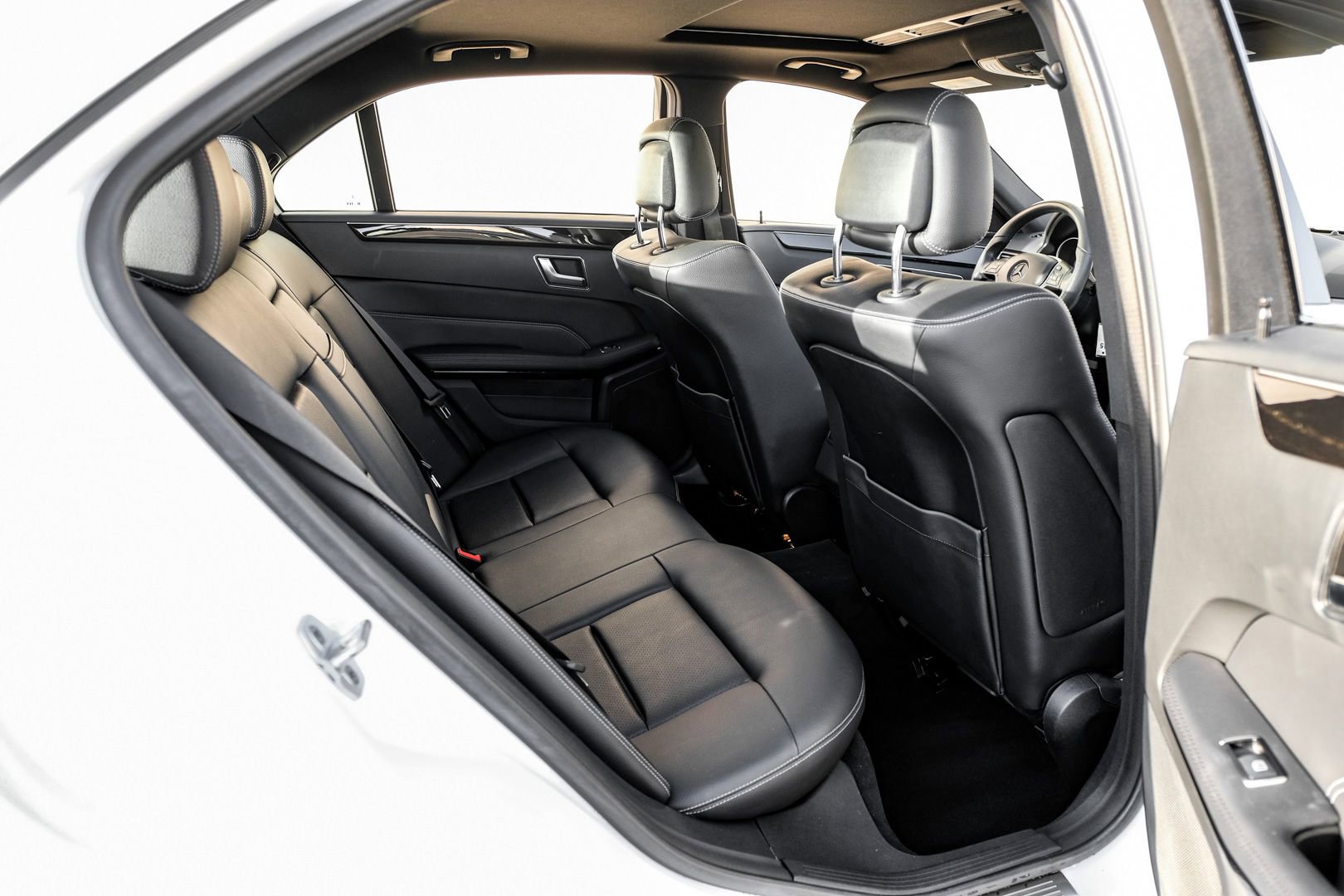 Used 2014 Mercedes-Benz E 350 Sedan w/ Premium 1 Package image 32