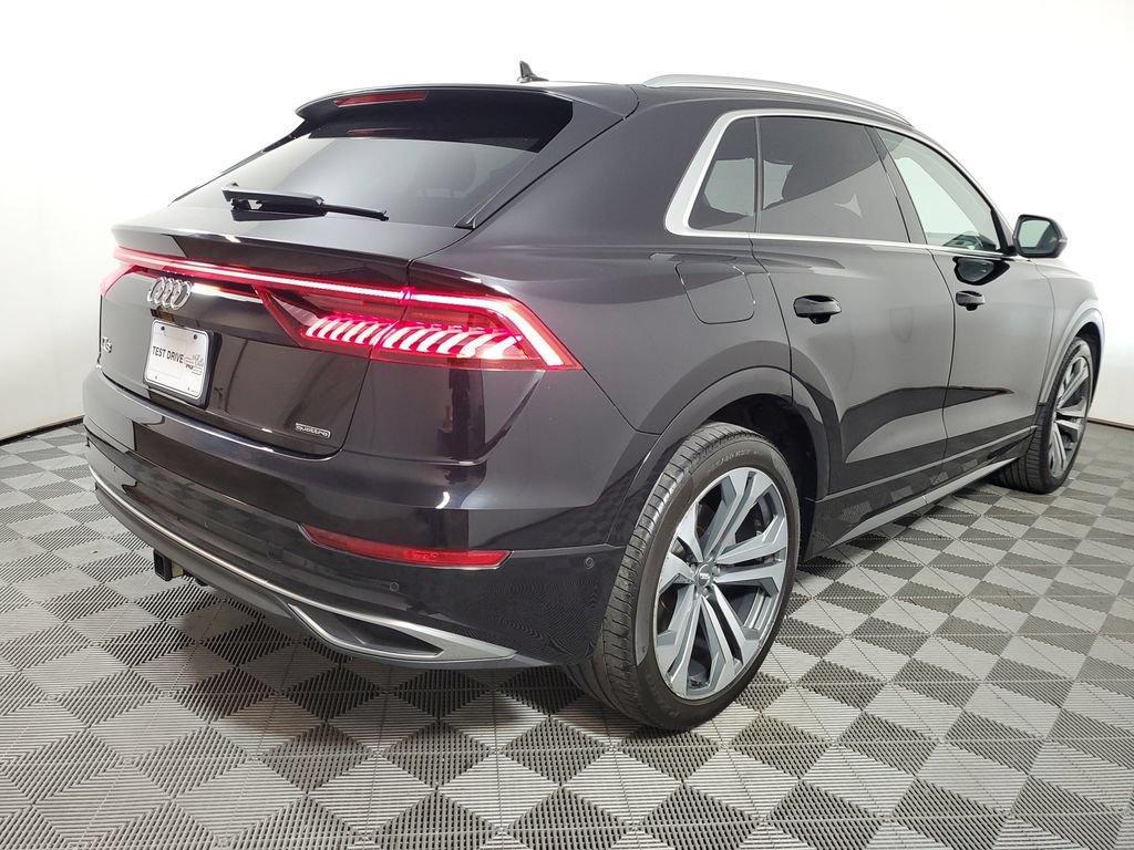 Used 2019 Audi Q8 Prestige AWD/4WD image 6
