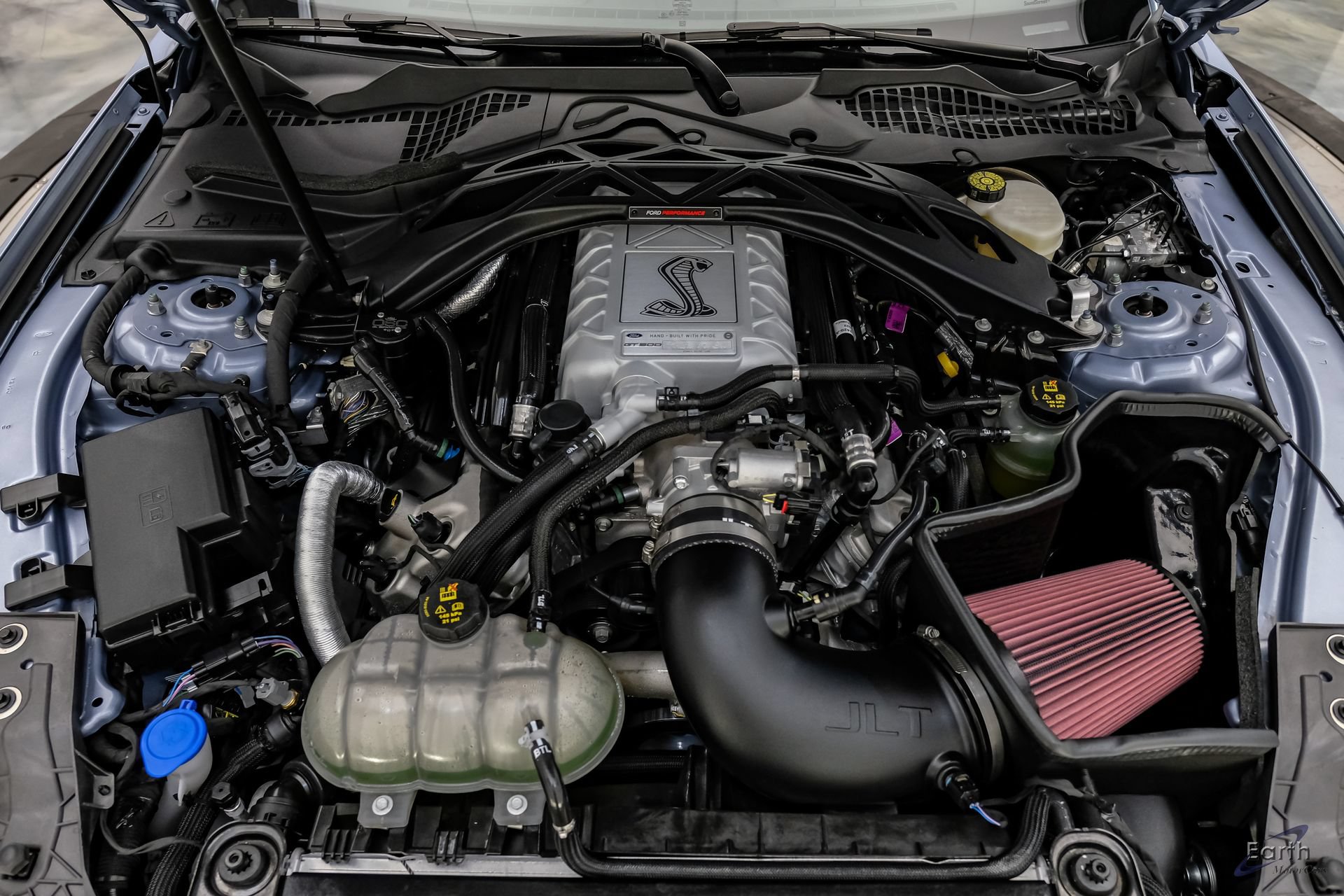 Used 2022 Ford Mustang Shelby GT500 w/ Technology Package RWD image 3