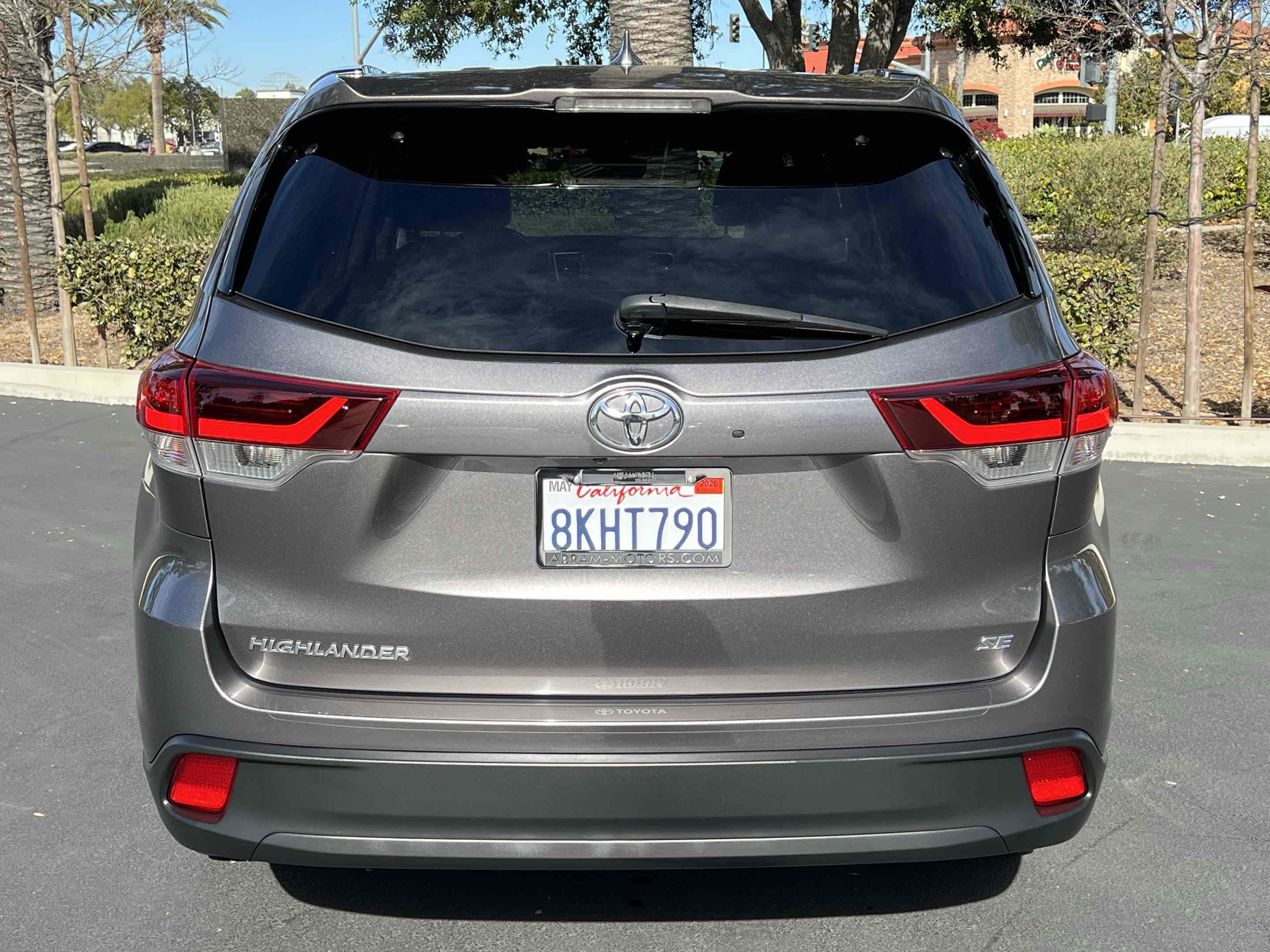 Used 2019 Toyota Highlander XLE image 21