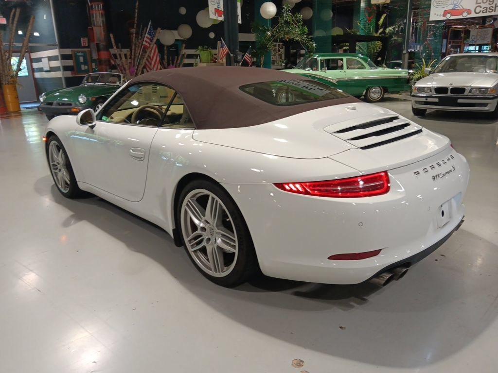 Used 2014 Porsche 911 Carrera 4S AWD/4WD image 10