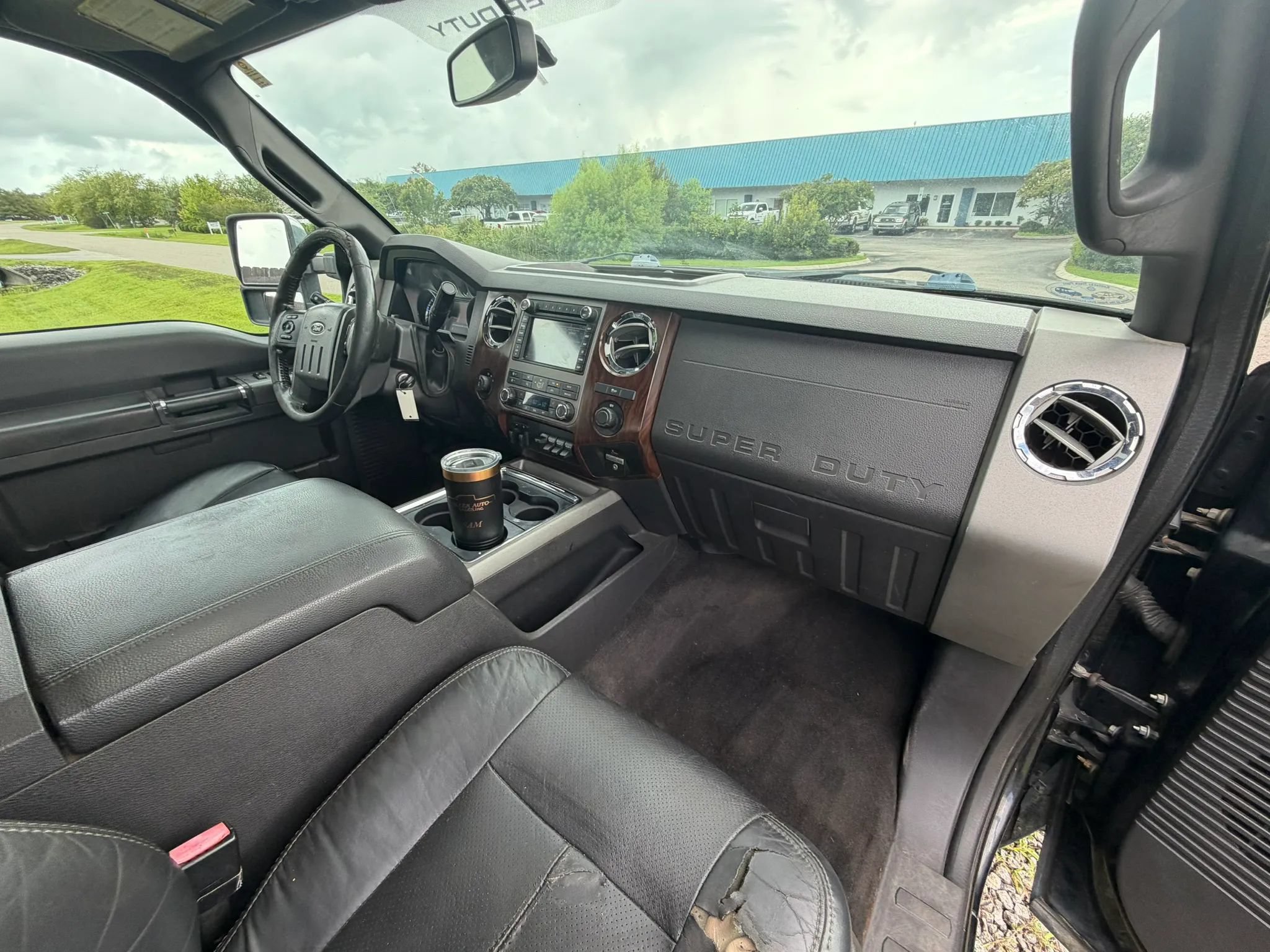 Used 2011 Ford F350 Lariat w/ Lariat Ultimate Pkg AWD/4WD image 25
