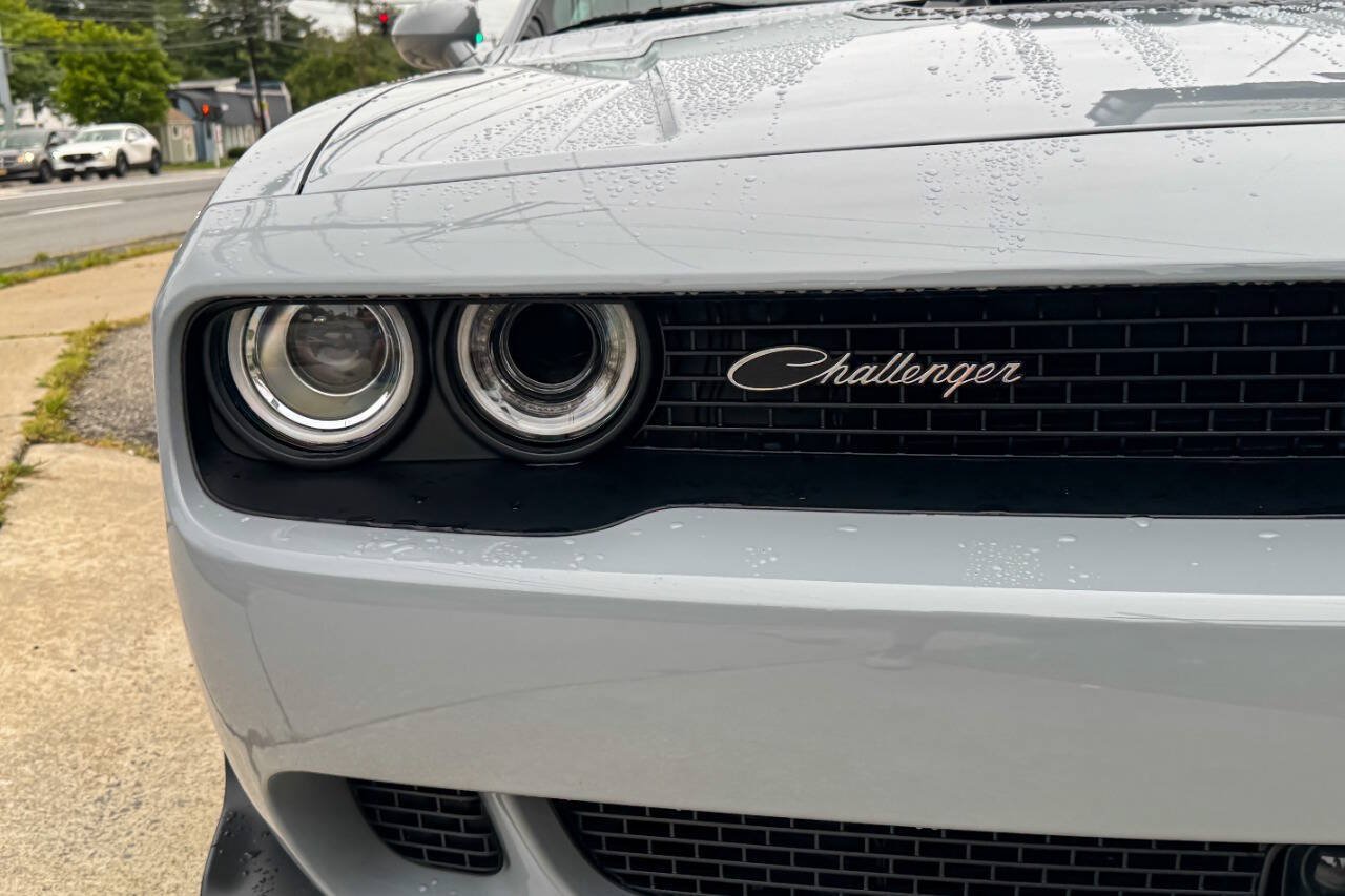 Used 2021 Dodge Challenger R/T Scat Pack RWD image 10