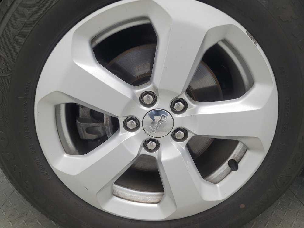 Used 2021 Jeep Compass Latitude w/ Sun and Sound Group FWD image 31