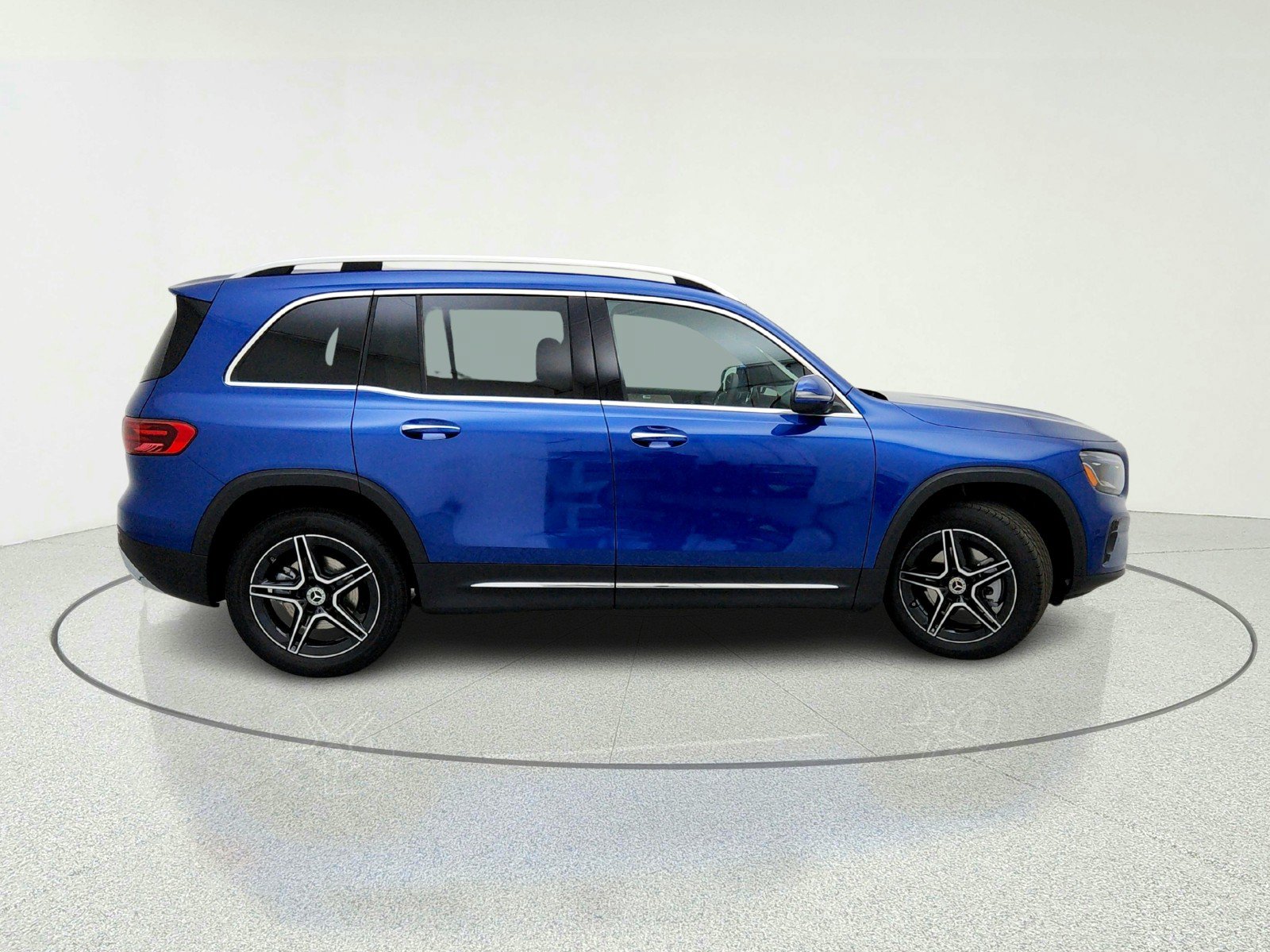 New 2026 Mercedes-Benz GLB 250 image 7