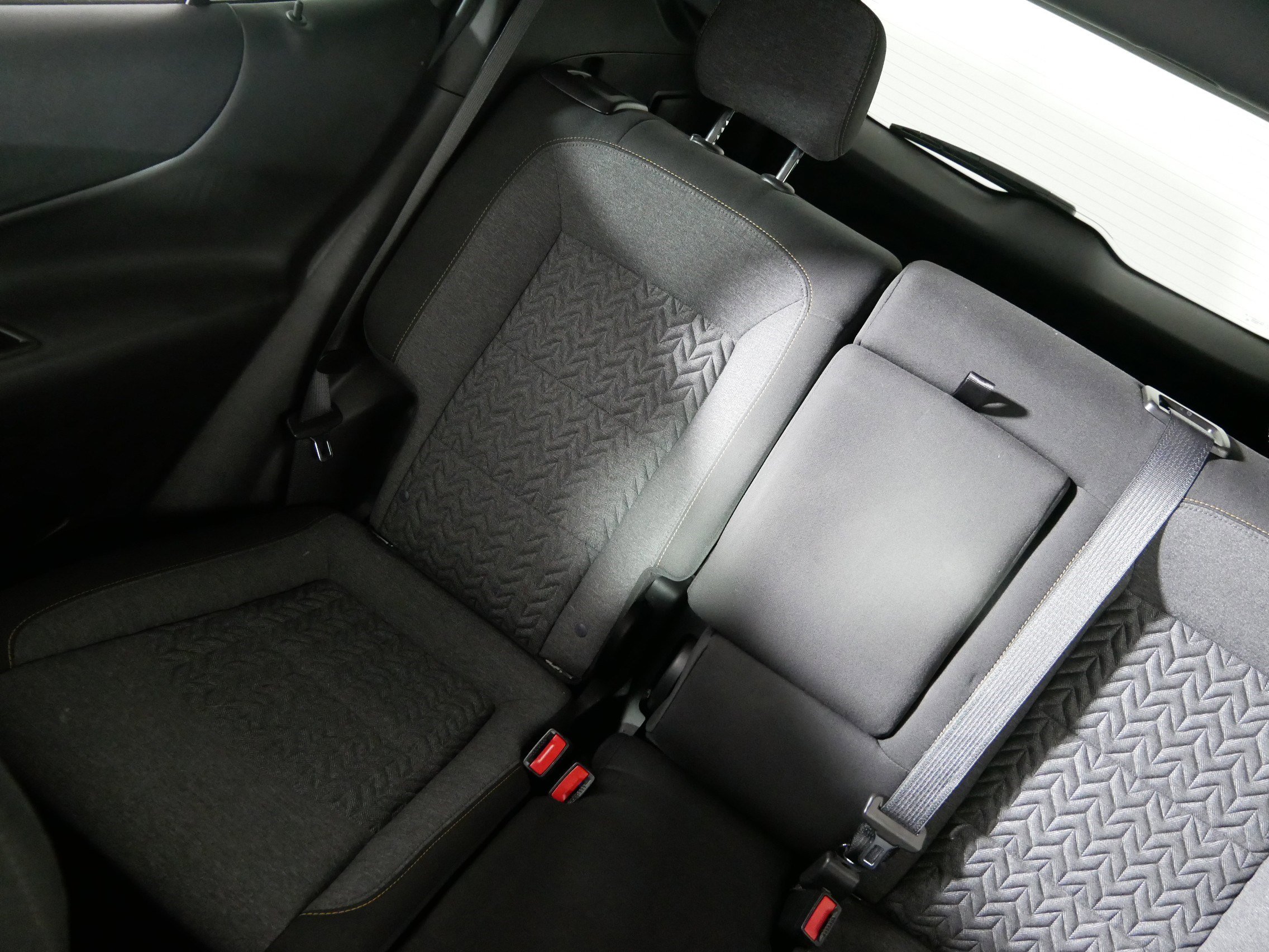 Used 2023 Chevrolet Equinox LT image 12