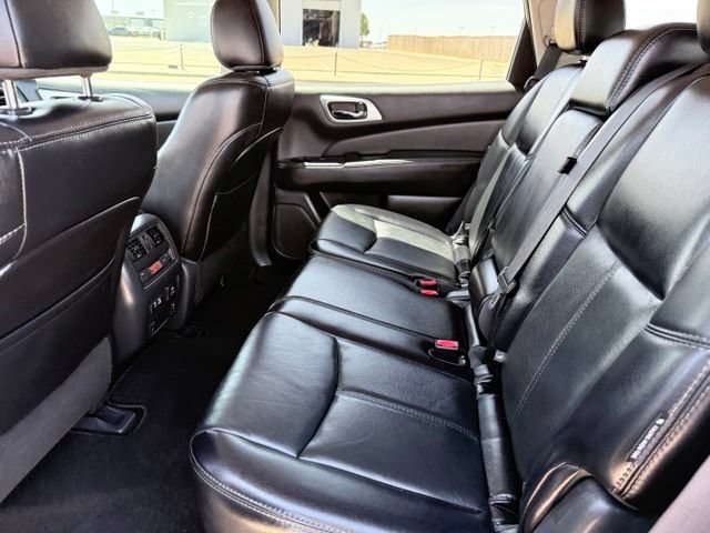 Certified 2020 Nissan Pathfinder SL FWD image 16