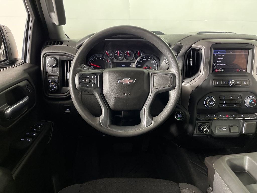 Used 2023 Chevrolet Silverado 1500 Custom Trail Boss AWD/4WD image 15