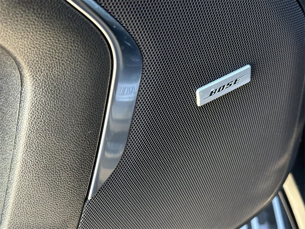 Used 2024 Chevrolet Suburban Premier image 22