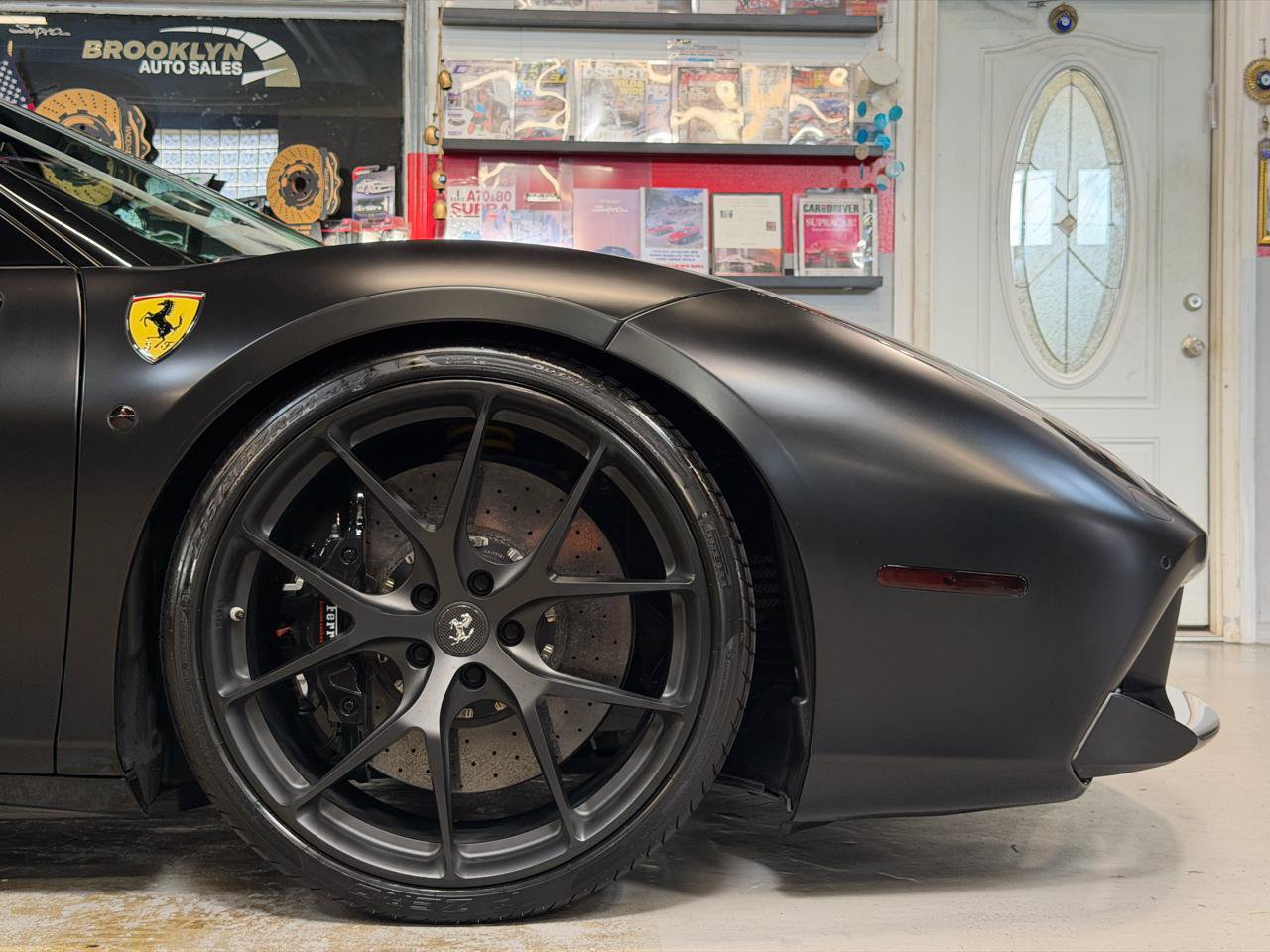 Used 2017 Ferrari 488 GTB RWD image 13