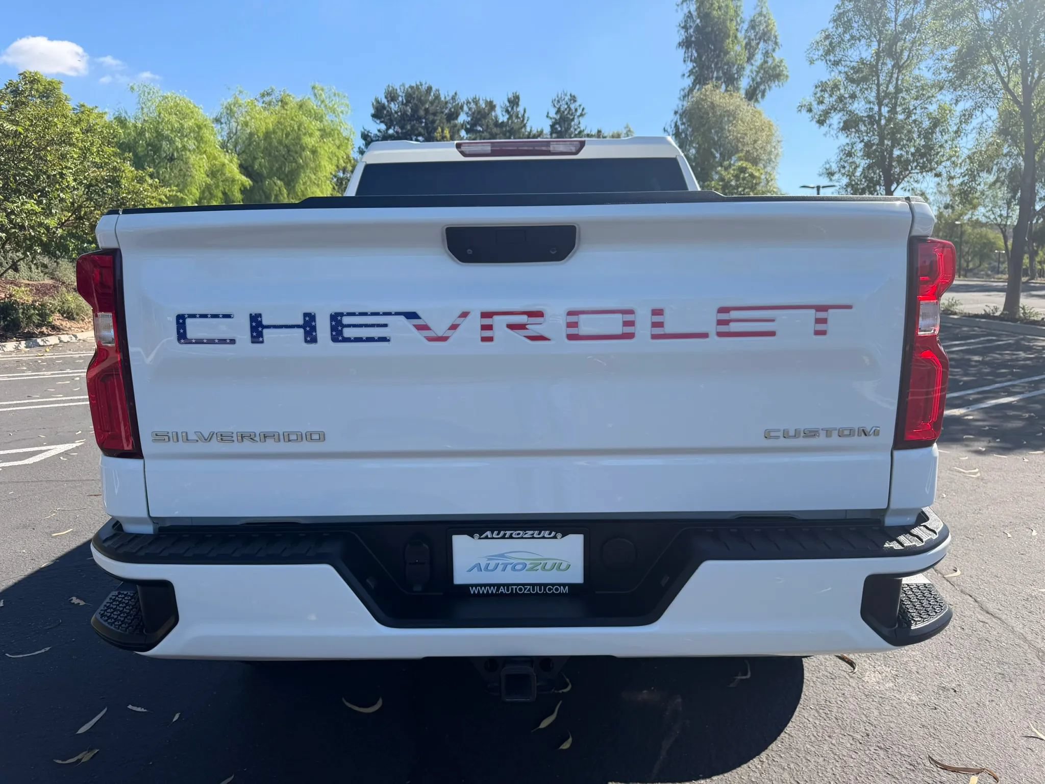 Used 2022 Chevrolet Silverado 1500 Custom w/ Safety Confidence Package RWD image 4