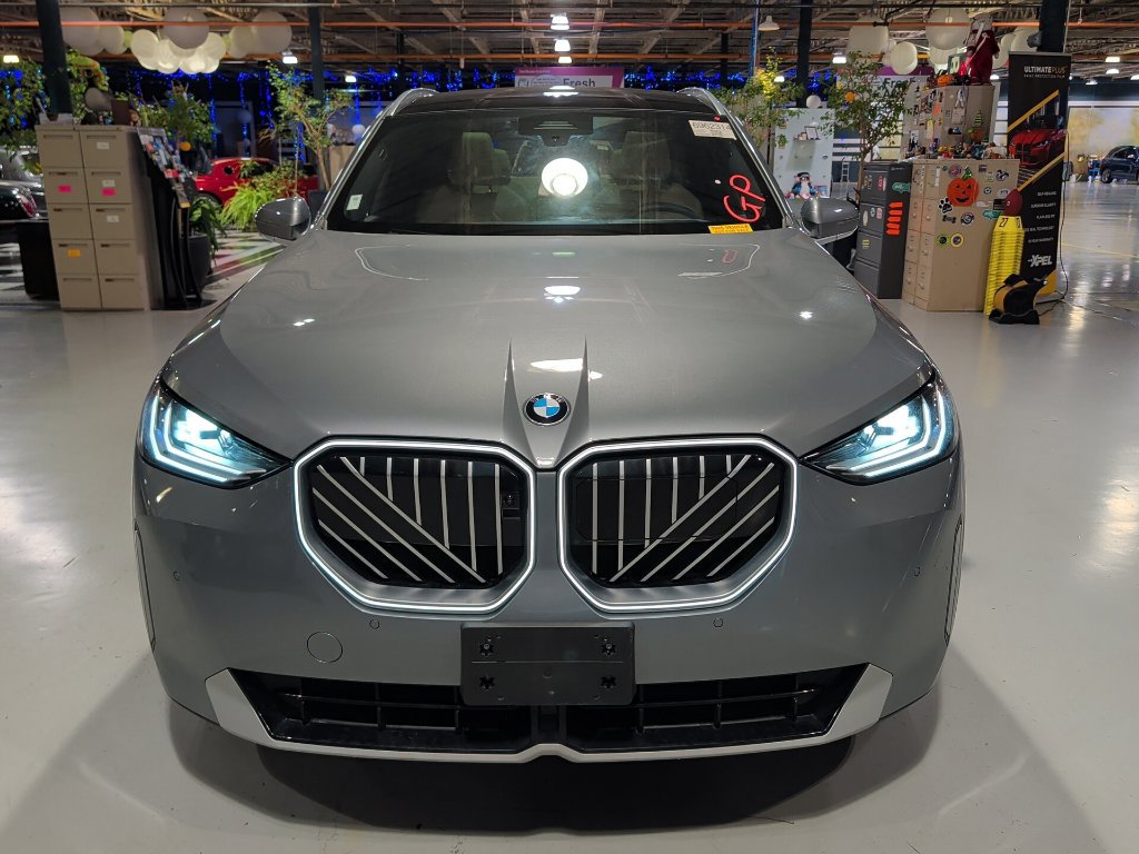 Certified 2025 BMW X3 xDrive30i w/ Premium Package AWD/4WD image 10