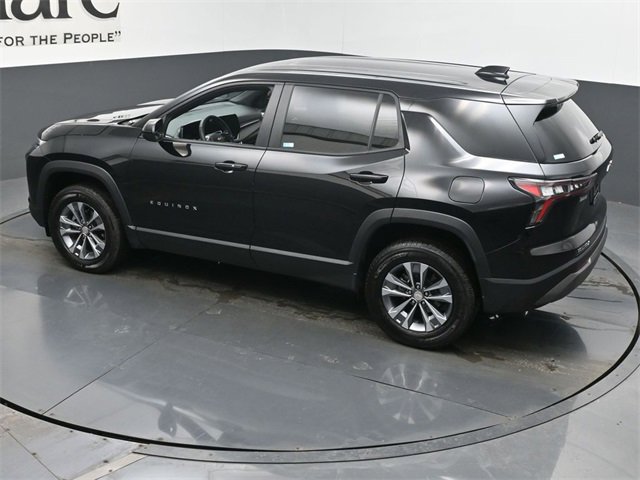 Used 2025 Chevrolet Equinox LT image 42