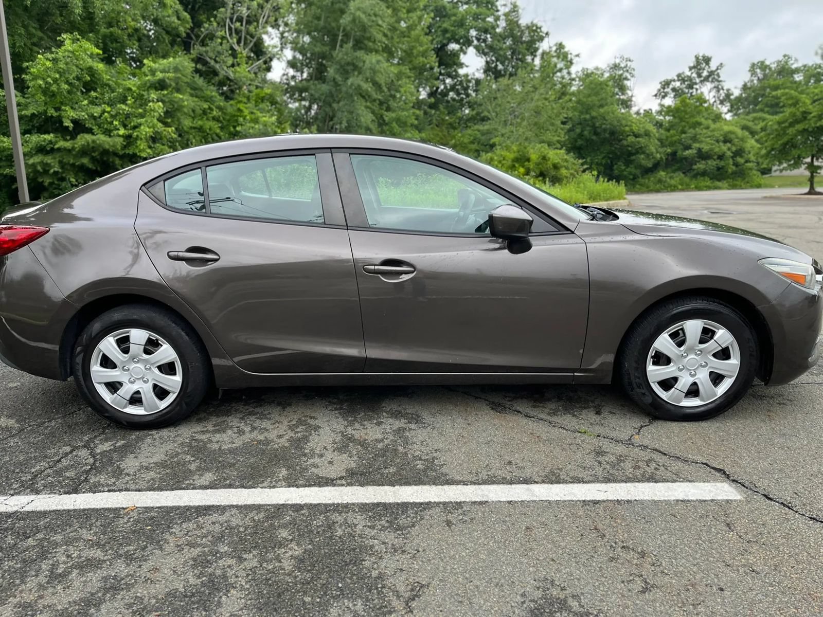 Used 2017 MAZDA MAZDA3 Sport FWD image 8