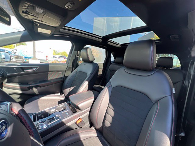 Used 2024 Ford Edge ST-Line AWD/4WD image 24