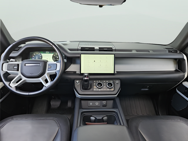 Used 2022 Land Rover Defender 90 X-Dynamic HSE AWD/4WD image 9
