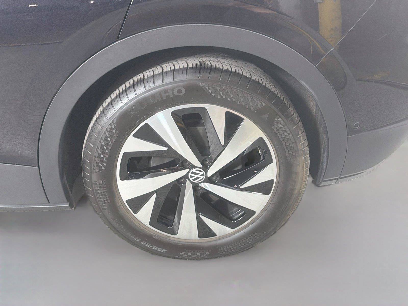 Certified 2023 Volkswagen ID.4 Pro RWD image 29