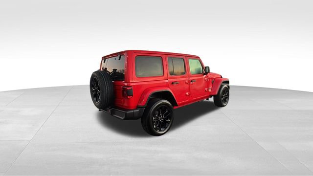 Used 2025 Jeep Wrangler Unlimited Sahara w/ Safety Group AWD/4WD image 34