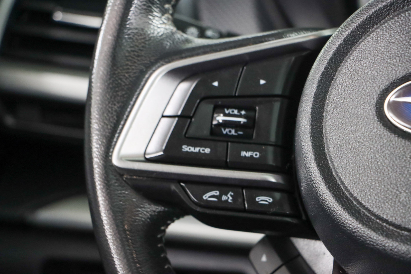 Used 2022 Subaru Forester Premium AWD/4WD image 13