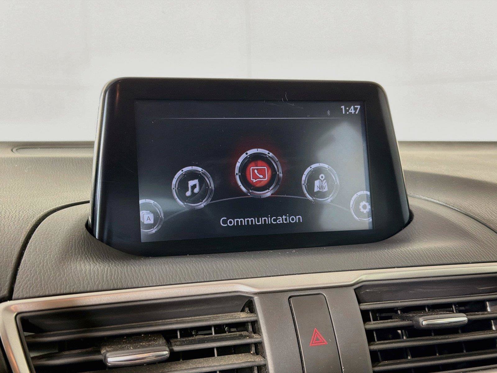 Used 2018 MAZDA MAZDA3 Touring FWD image 19