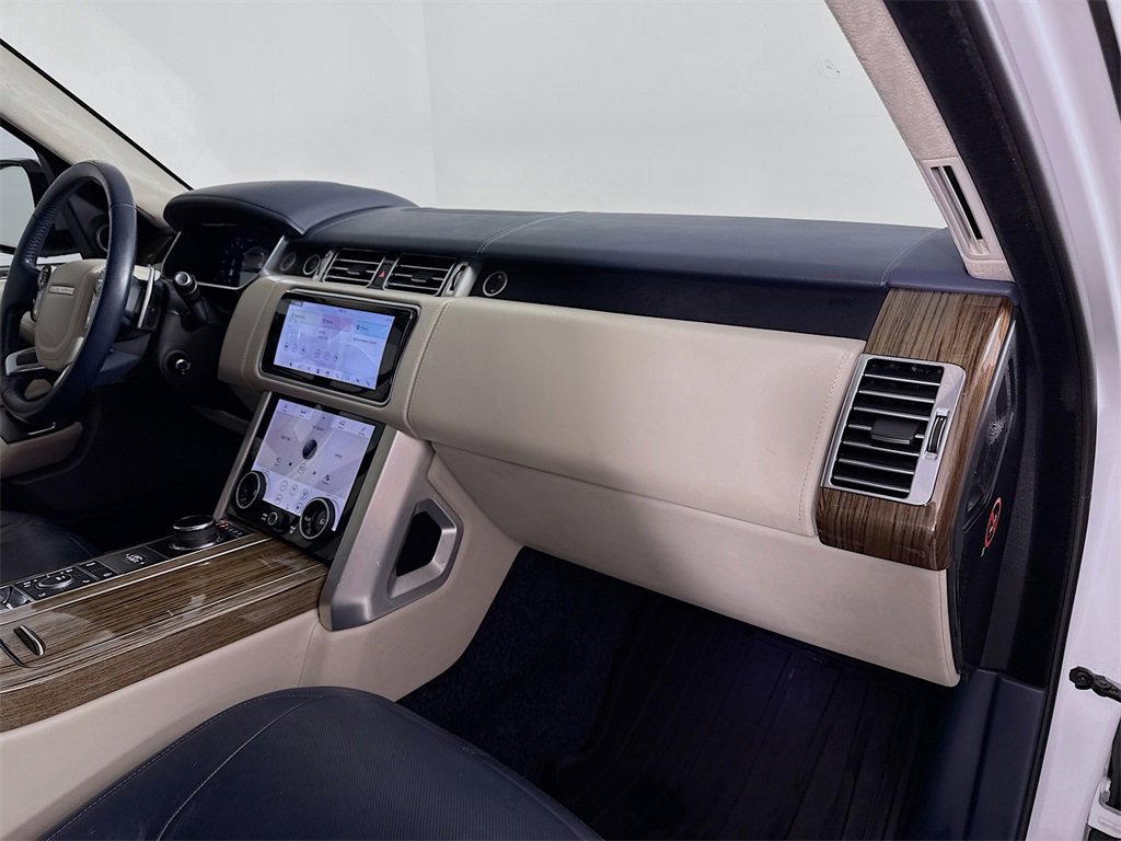 Used 2018 Land Rover Range Rover Autobiography image 23