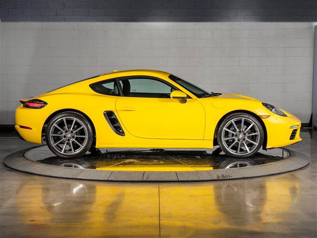 Certified 2023 Porsche 718 Cayman RWD image 8