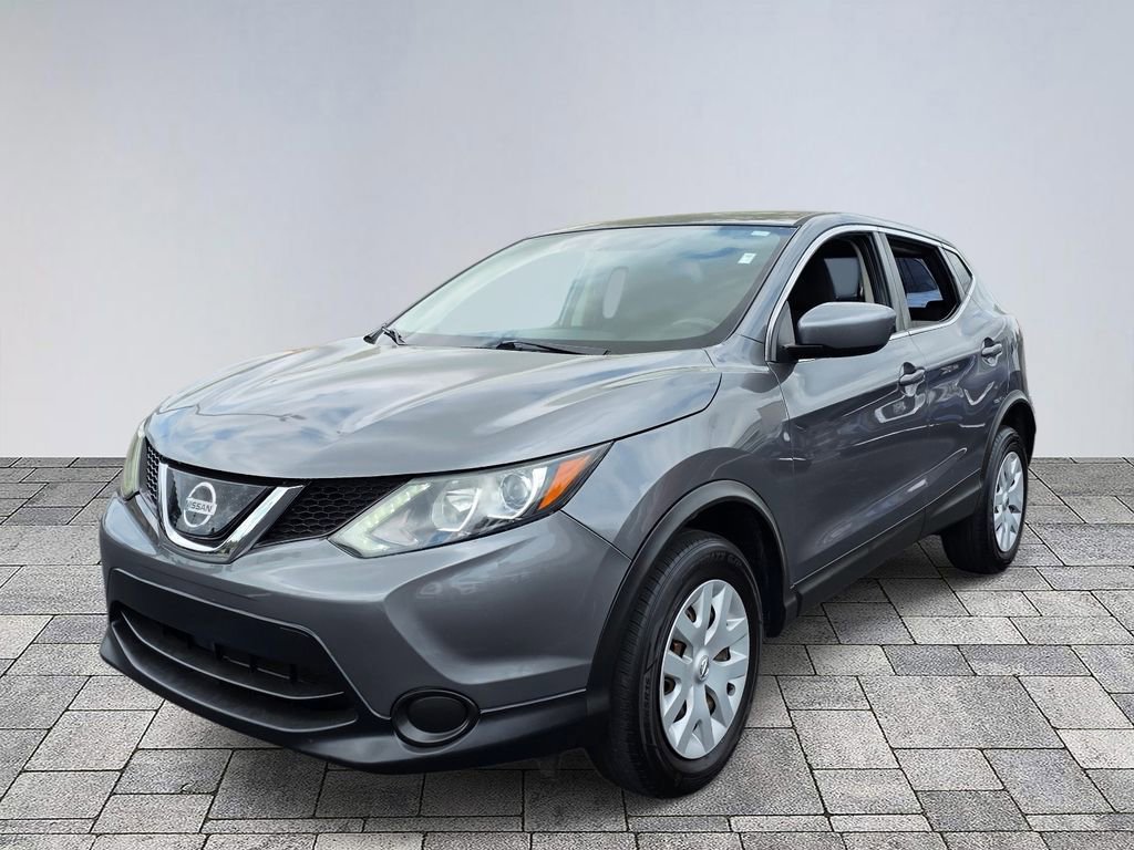 Used 2019 Nissan Rogue Sport S FWD image 3