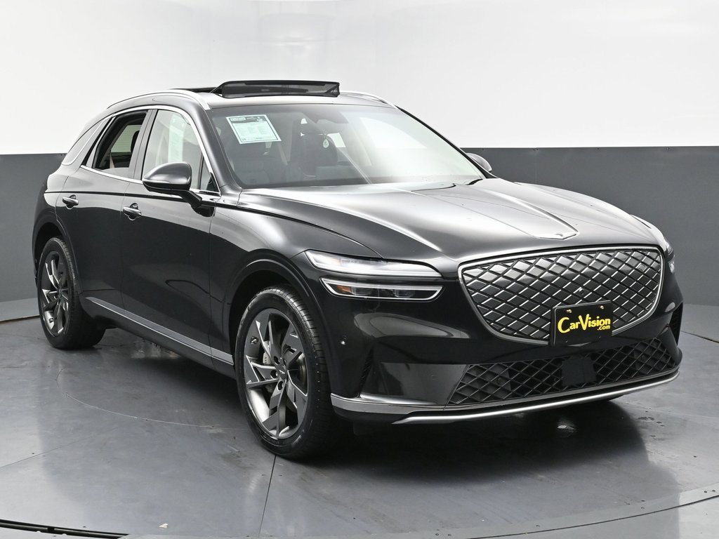 Used 2024 Genesis Electrified GV70 Advanced image 3