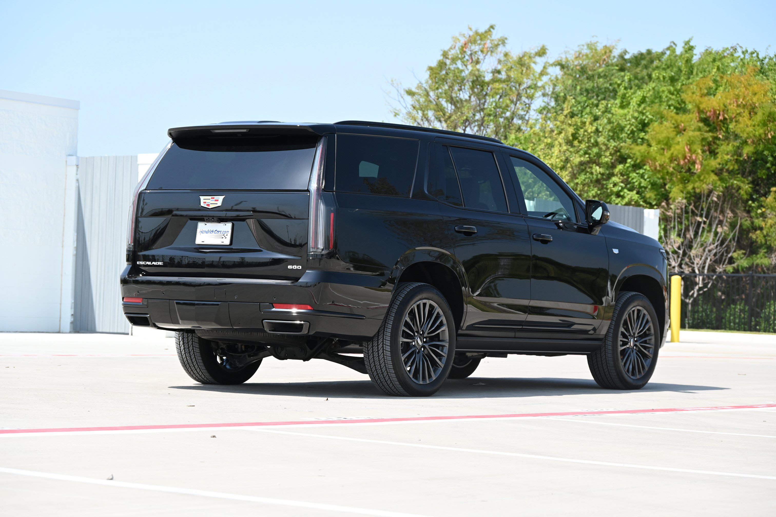 Used 2026 Cadillac Escalade Platinum Sport AWD/4WD image 9